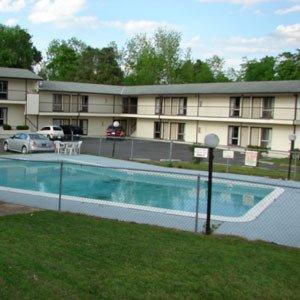 Budget Inn Селма Екстериор снимка