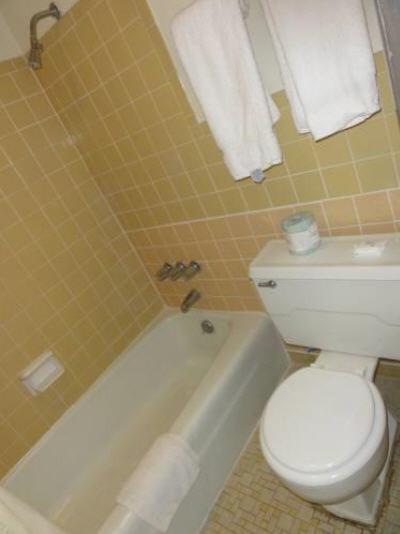 Budget Inn Селма Стая снимка